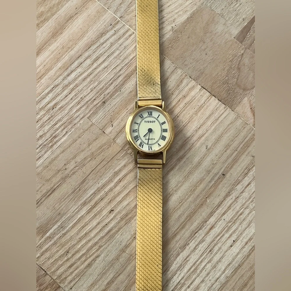 Tissot Gold Plated Super Rare Luxury Vintage Ladies Watch Gold Bracelet